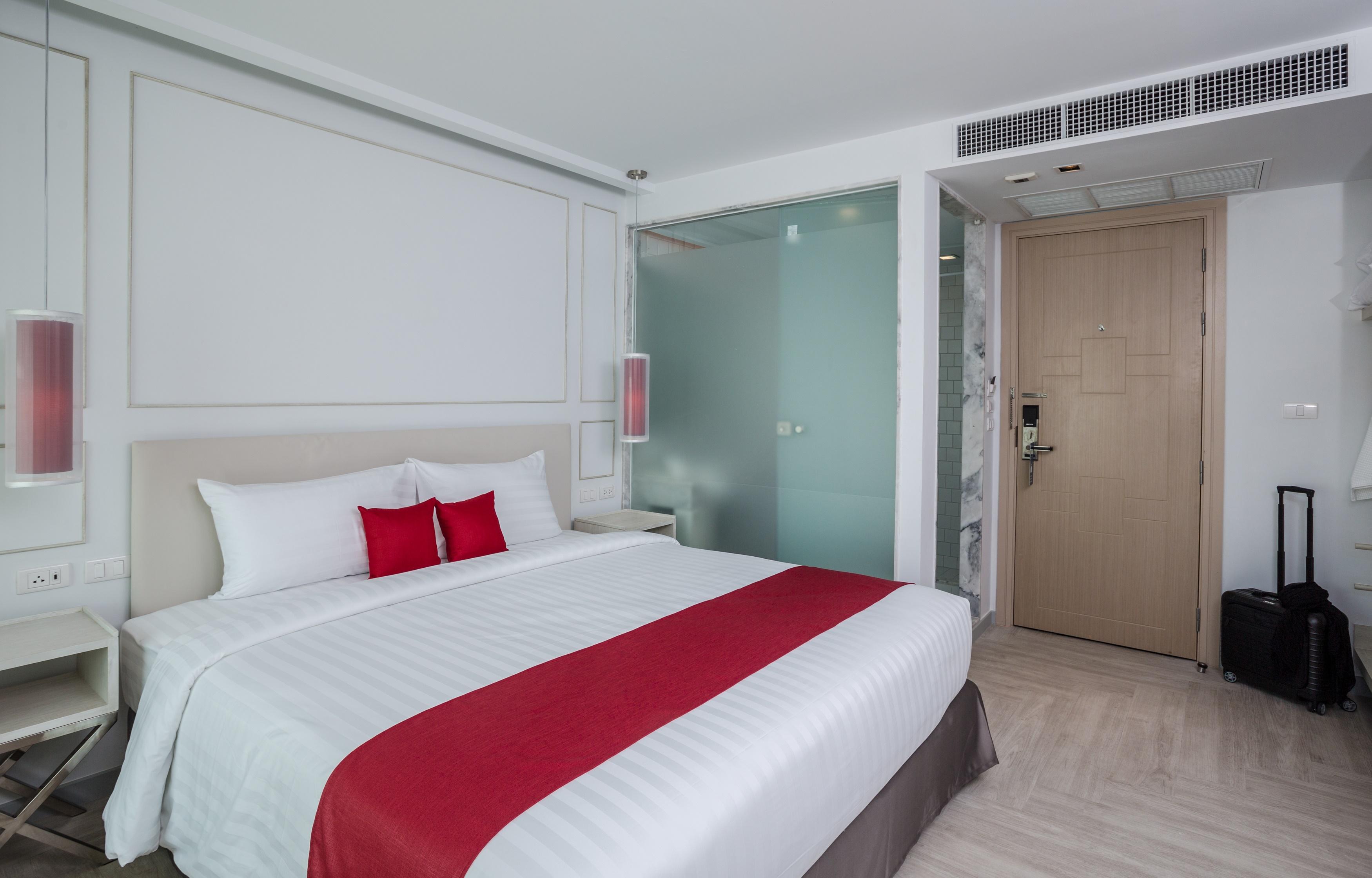 Patong The Bloc Hotel Phuket - Sha Extra Plus מראה חיצוני תמונה